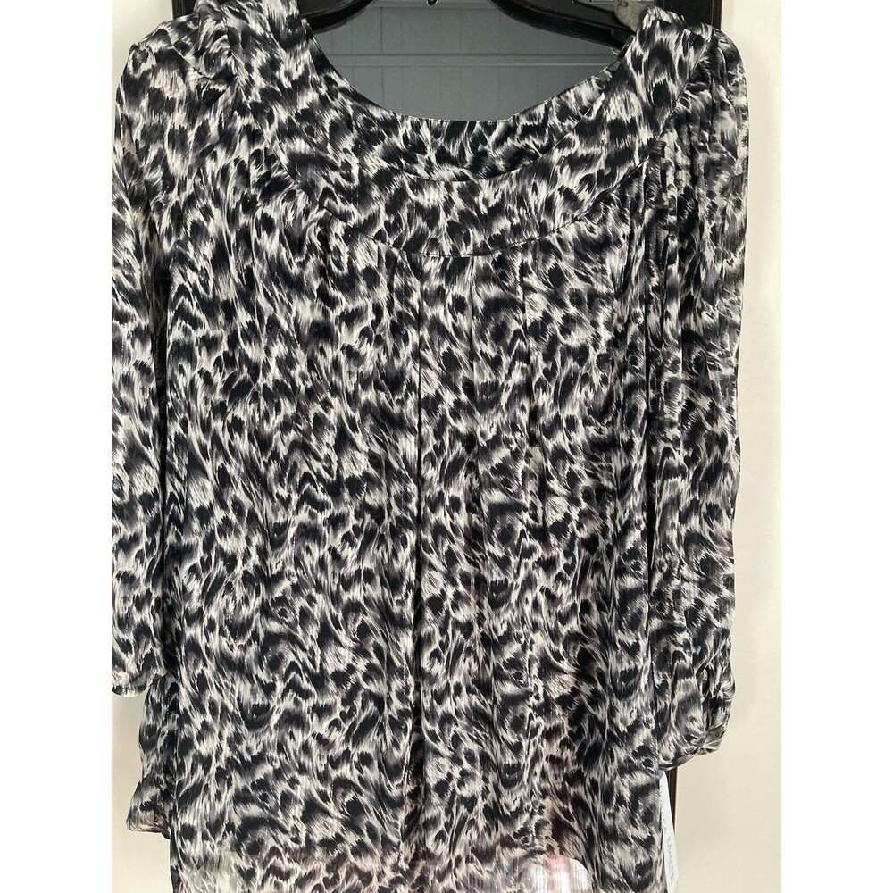 Rebecca Malone Plus Top Women's  1X New W/Tags NWT Black Geometric W/ Silver